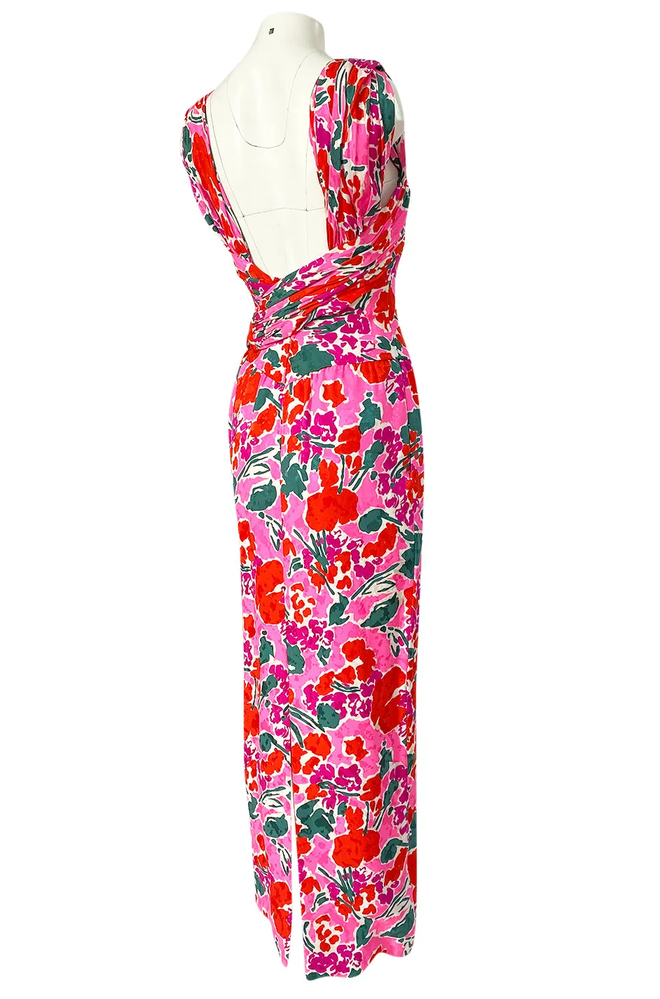 1980s Unlabelled Jacqueline de Ribes Pink Floral Print Silk Dress