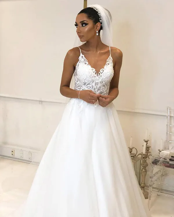 2020 Lace Spaghetti Bohemian Wedding Dress Cheap A-line Lace Appliqued Beach Tulle Plus Size Bridal Gown