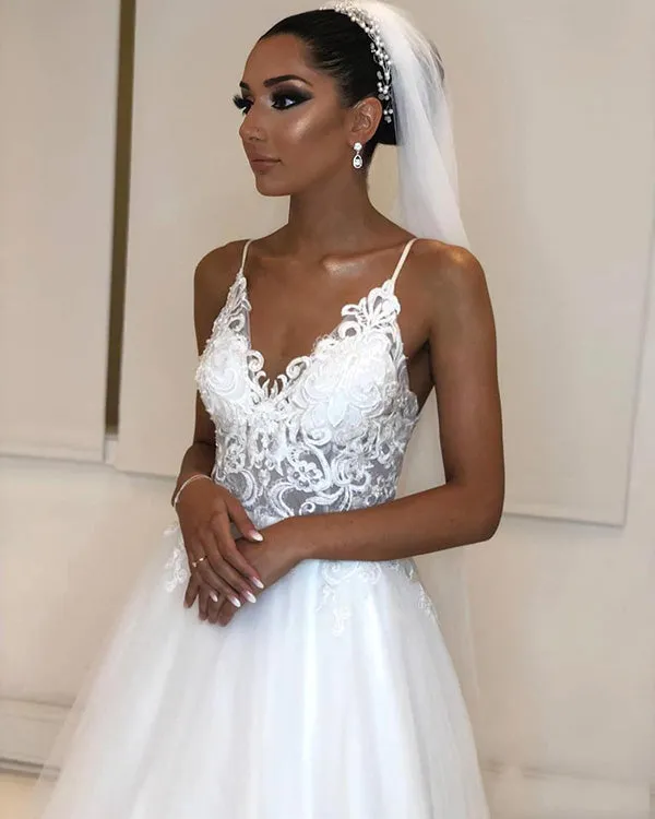 2020 Lace Spaghetti Bohemian Wedding Dress Cheap A-line Lace Appliqued Beach Tulle Plus Size Bridal Gown