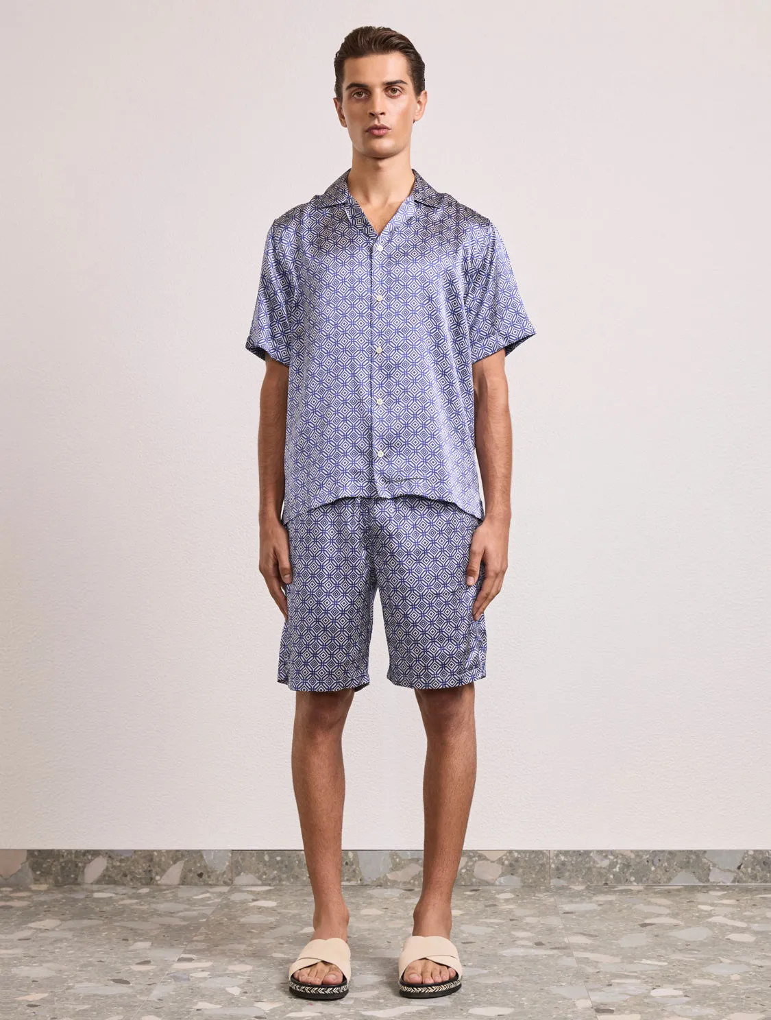 ANGRA TRELIÇA PALMA SILK SHORTS