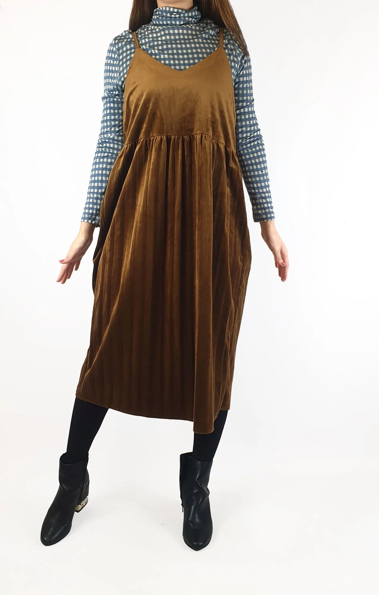 Brown velvet spaghetti strap dress fits size 10