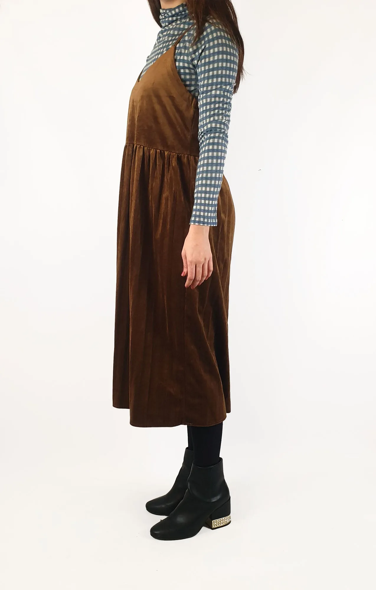 Brown velvet spaghetti strap dress fits size 10