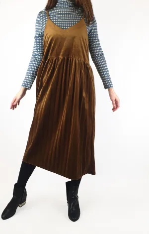 Brown velvet spaghetti strap dress fits size 10