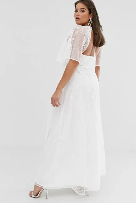 Casual Chiffon And Tulle Sheath Plus Size Wedding Dress With Appliques-715674
