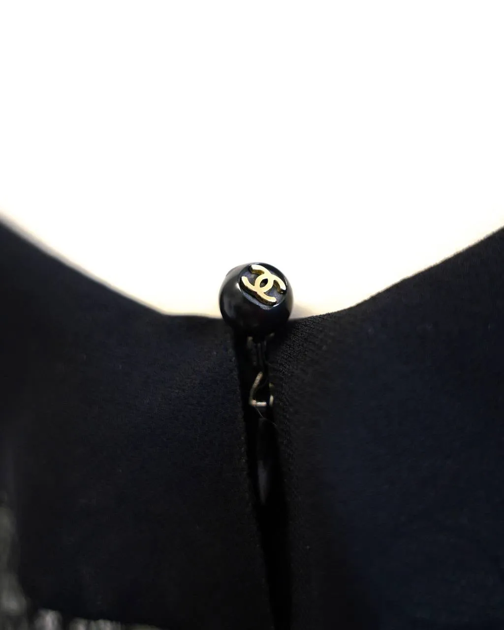 CHANEL Silk Long Black Dress with Chantilly Camelia Lace FR36 (Collection 95C)
