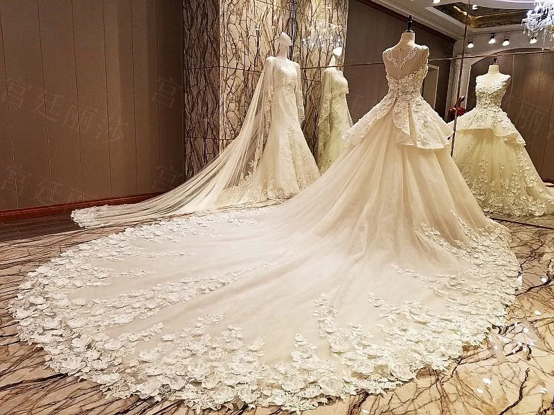 Delicate Coral Pink Ball Gown Lace Wedding Dresses with Flowers