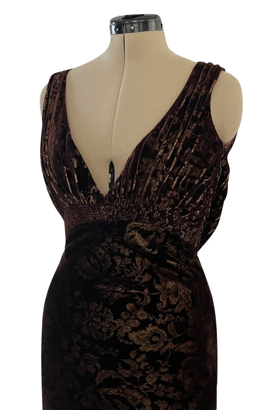 Documented Fall 2004 Richard Tyler Brown Printed Floral Velvet & Beaded Dress w Train & Plunge Back