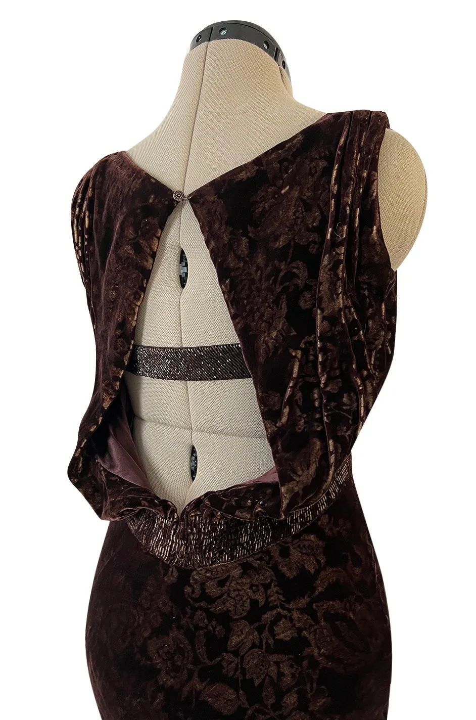 Documented Fall 2004 Richard Tyler Brown Printed Floral Velvet & Beaded Dress w Train & Plunge Back