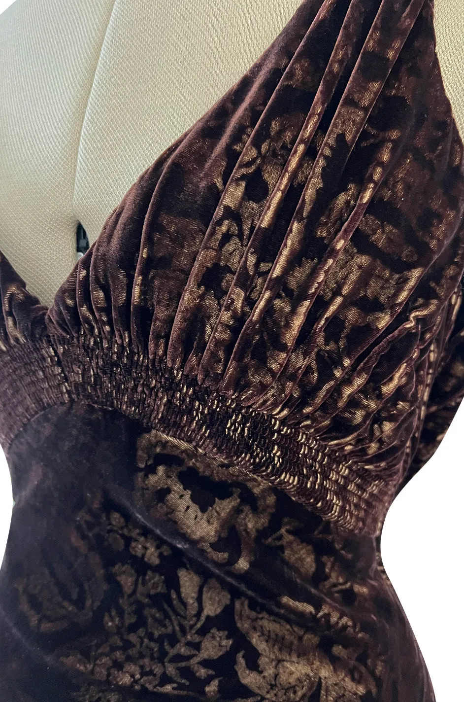 Documented Fall 2004 Richard Tyler Brown Printed Floral Velvet & Beaded Dress w Train & Plunge Back