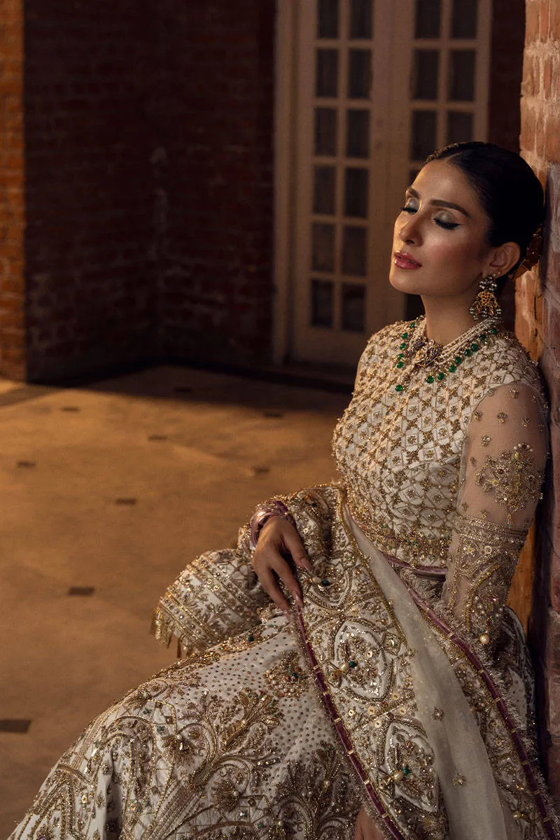 Embellished Pakistani Bridal Dress in Alluring White and Gold Lehenga Choli Dupatta Style