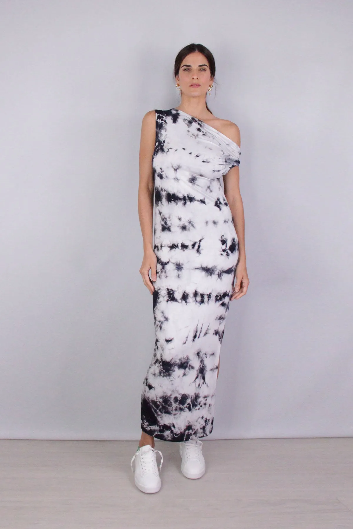 Exposed Shoulder Ankle Length Dress in Phantomion
