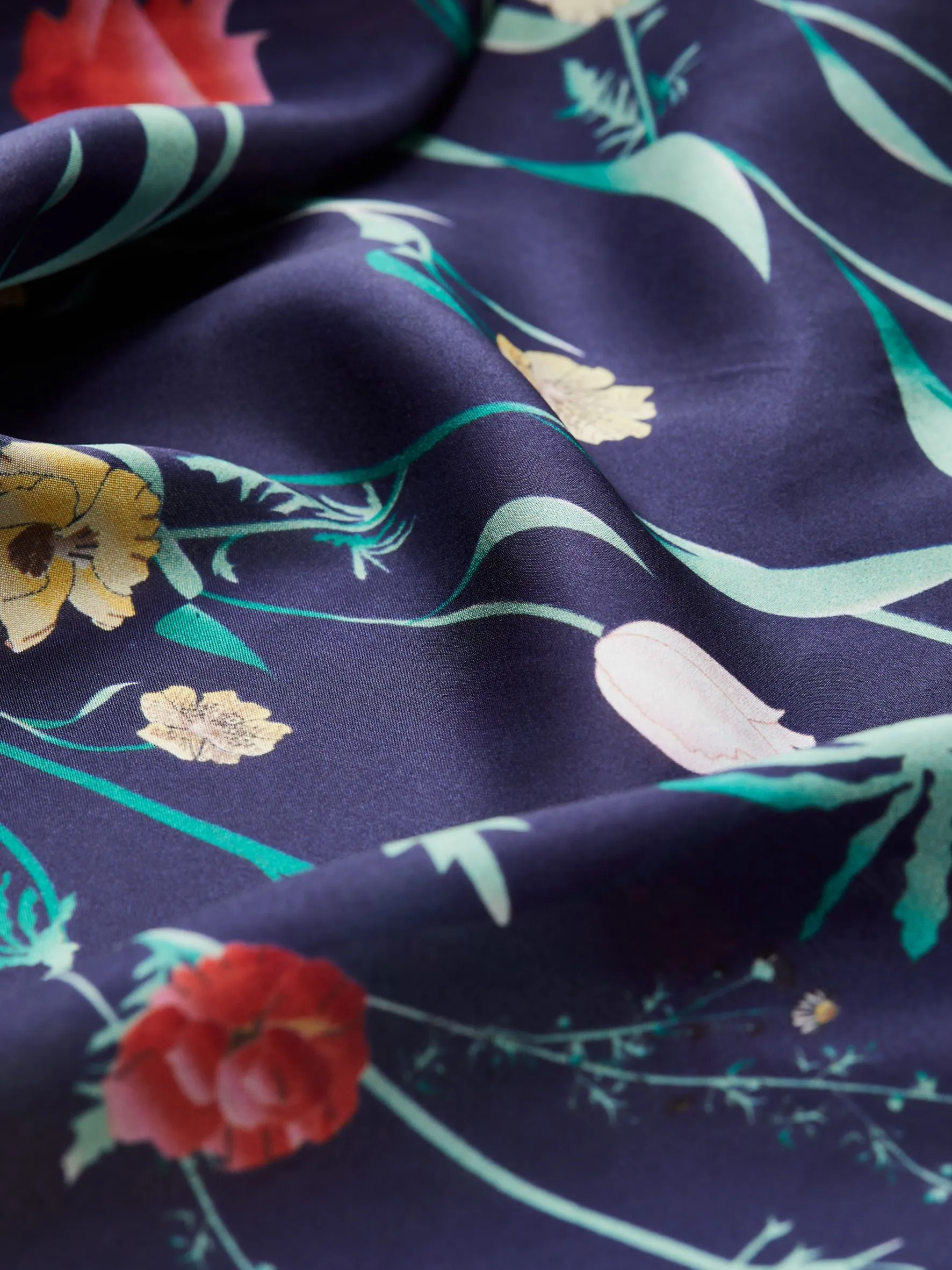 Floriala Sia Scarf