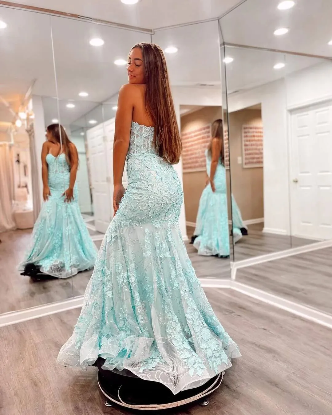 Gorgeous Lace Mermaid Blue 20224 Prom Dresses Sweetheart Long Formal Dress UK