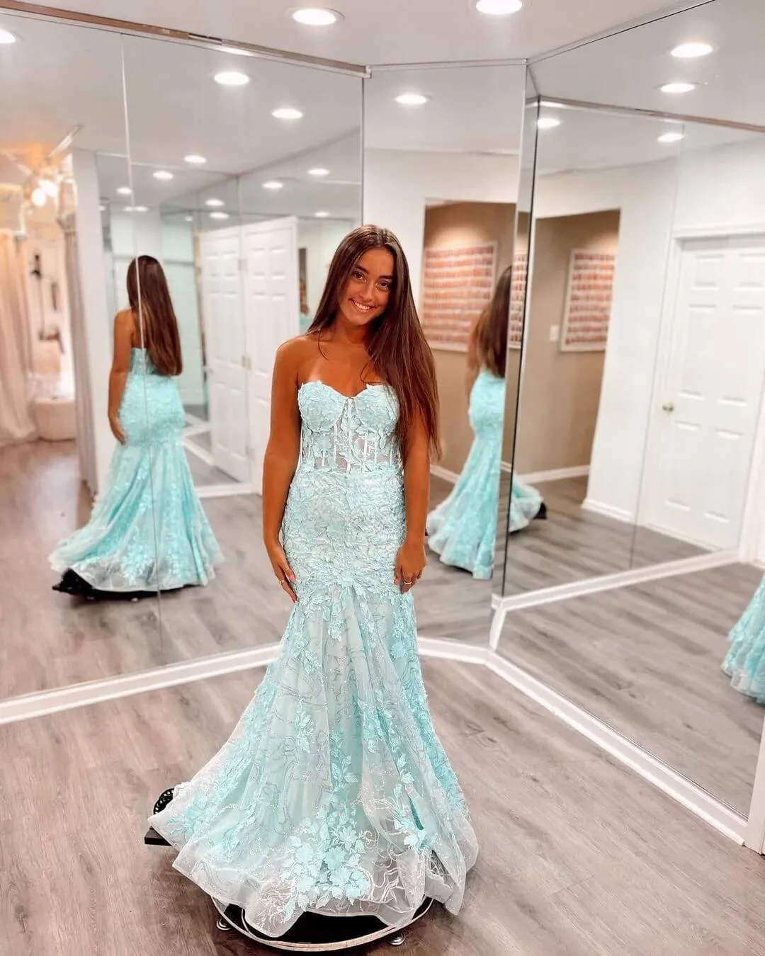 Gorgeous Lace Mermaid Blue 20224 Prom Dresses Sweetheart Long Formal Dress UK