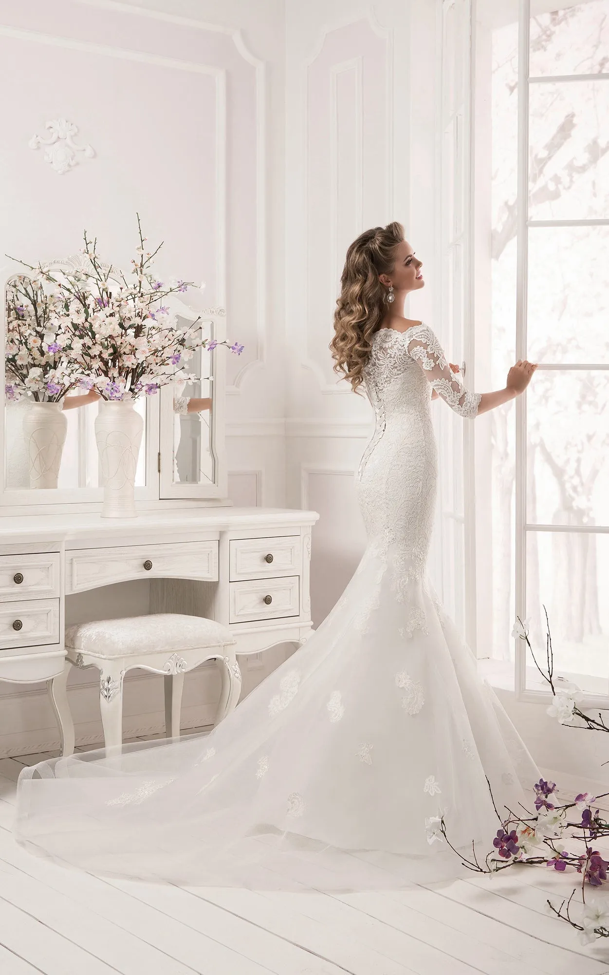 Half Sleeve Scalloped Neckline Lace Mermaid Dress-714173