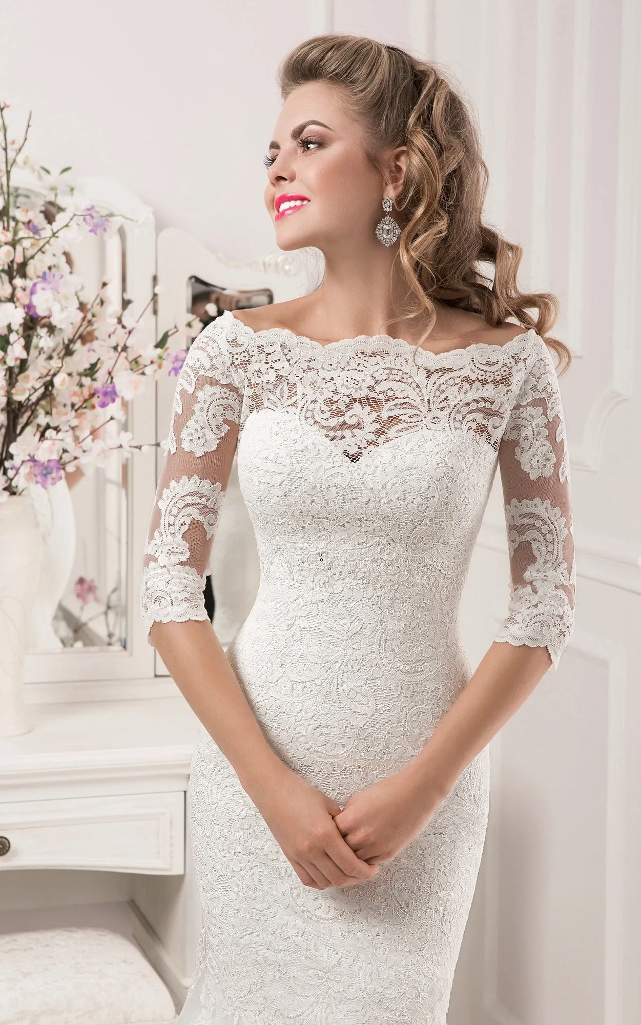 Half Sleeve Scalloped Neckline Lace Mermaid Dress-714173