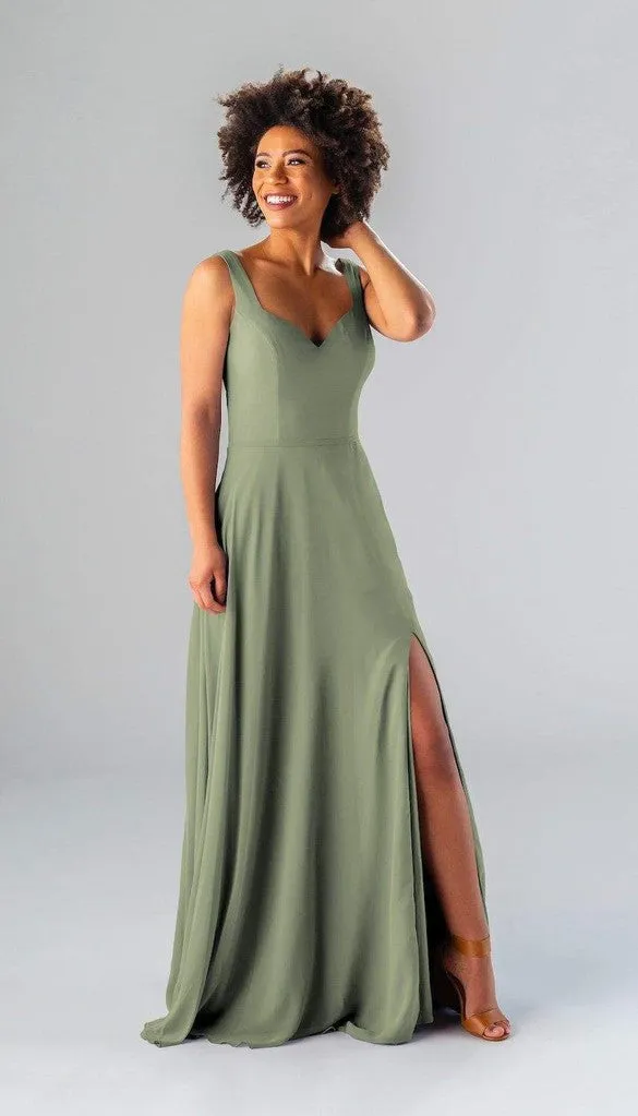 In Stock Zoey