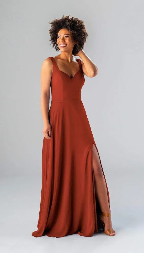 In Stock Zoey