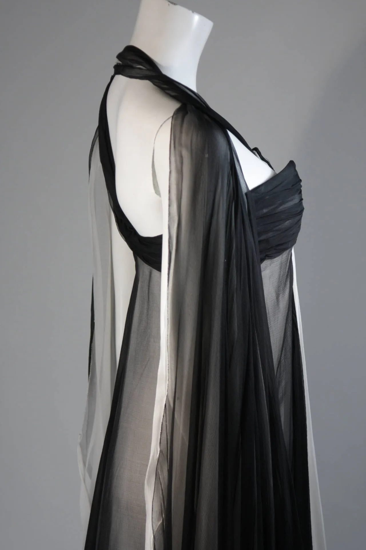 JACQUELINE DE RIBES Black and Ivory Silk Chiffon Gown