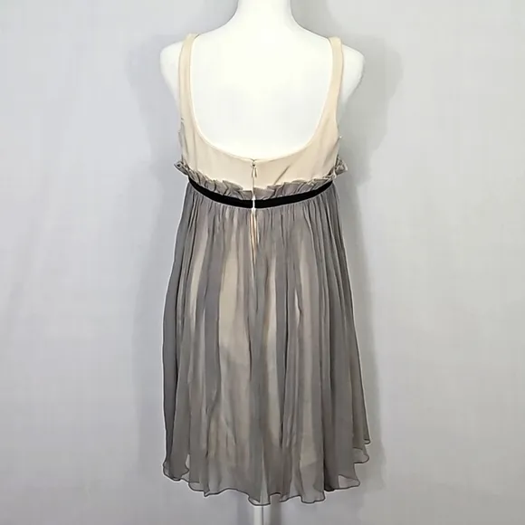 Jay Godfrey 100% Silk Overlay Cream and Gray Babydoll Mini Dress Size 8.