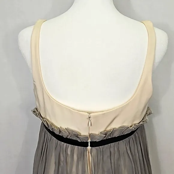 Jay Godfrey 100% Silk Overlay Cream and Gray Babydoll Mini Dress Size 8.