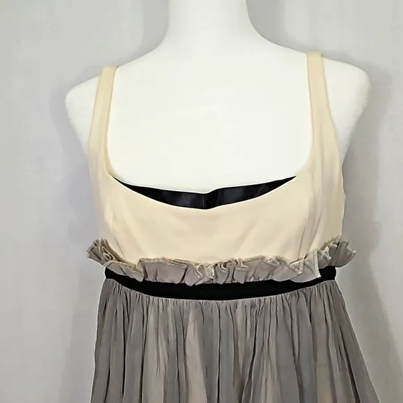 Jay Godfrey 100% Silk Overlay Cream and Gray Babydoll Mini Dress Size 8.