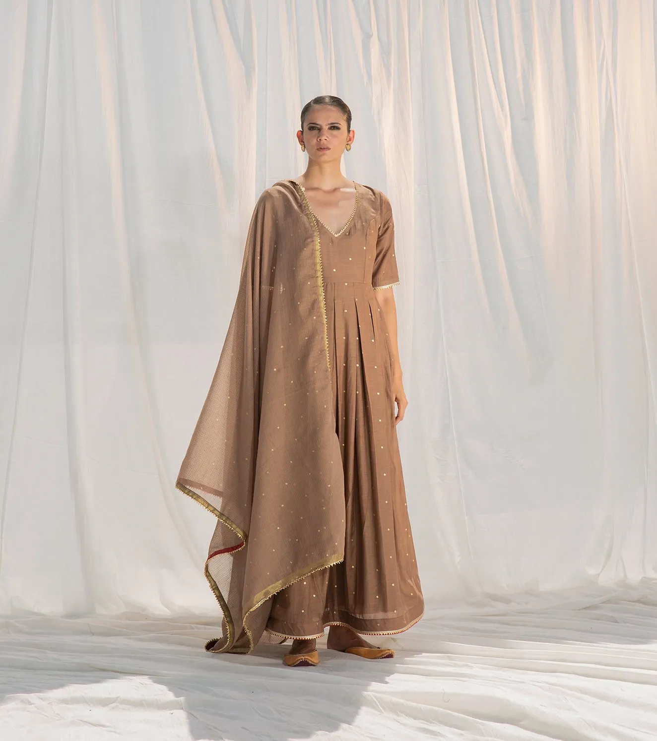 Khara Kapas   I   Zainab Long Dress