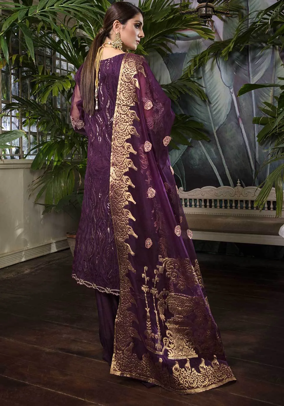 Latest Chiffon Wedding Wear in Purple Color #Y6214