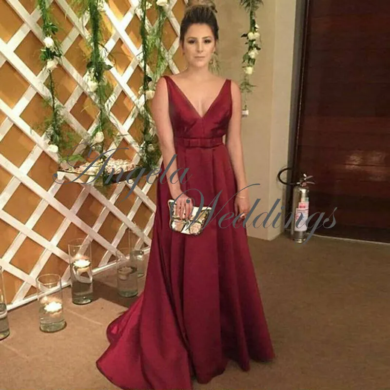 Long Prom Dresses Burgundy Satin V-Neck Chapel Train