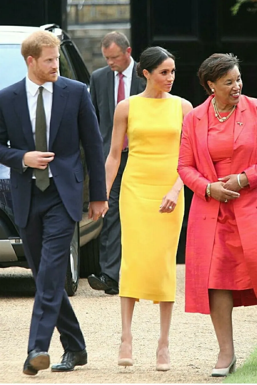 Meghan Markle's Yellow Dress Tea-Length Satin Prom Gown
