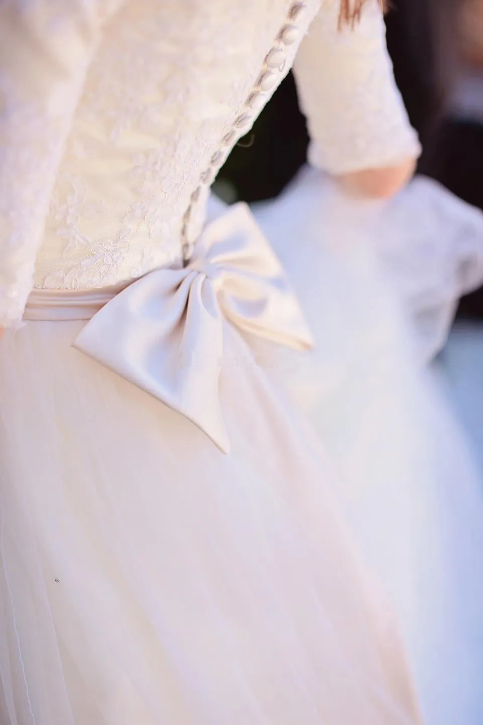 Modest Simple Scoop Lace Tulle Wedding Dress with Elbow Sleeves-715368