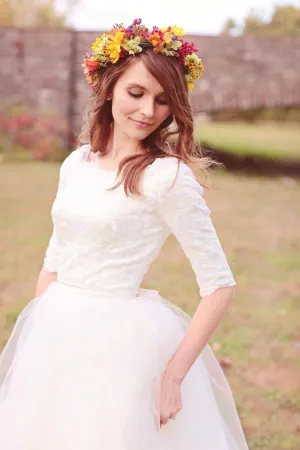 Modest Simple Scoop Lace Tulle Wedding Dress with Elbow Sleeves-715368