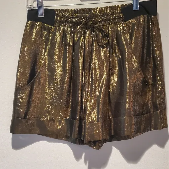NWT -MADISON MARCUS - SHORTS - golden/black - evening shorts- WITH TAG