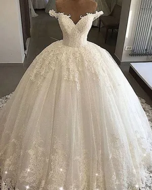 Off The Shoulder Lace Wedding Dresses with Appliques 2019 V-Neck Tulle Bridal Gowns