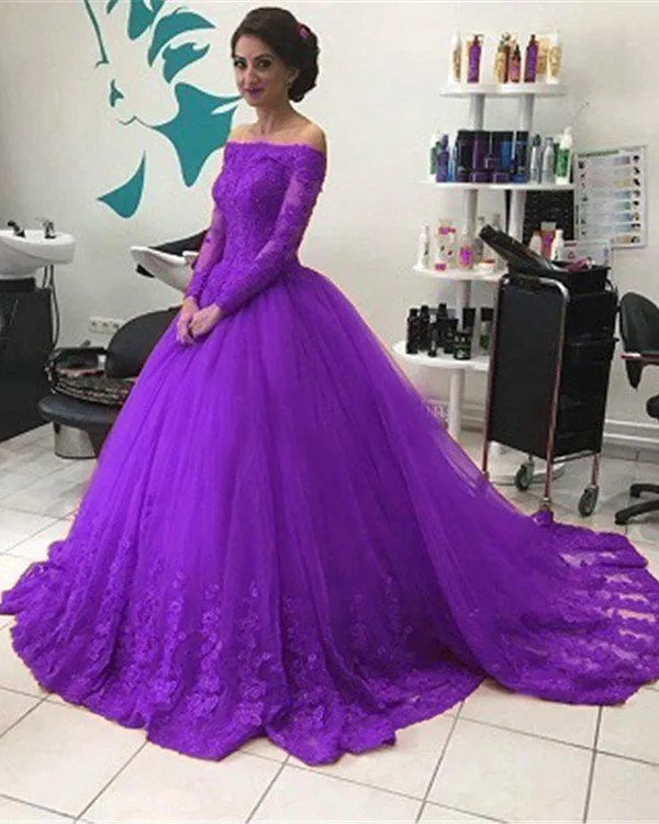 Off The Shoulder Red Lace Quinceanera Dresses with Long Sleeve Puffy Ball Gowns Quince Sweet 16 Dress