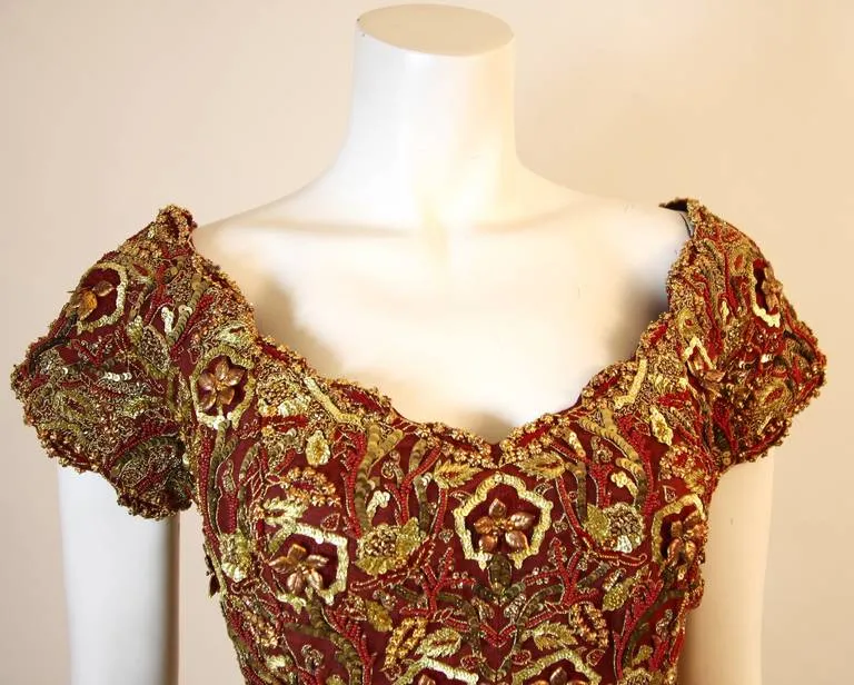 OSCAR DE LA RENTA Gold and Burgundy Evening Ensemble