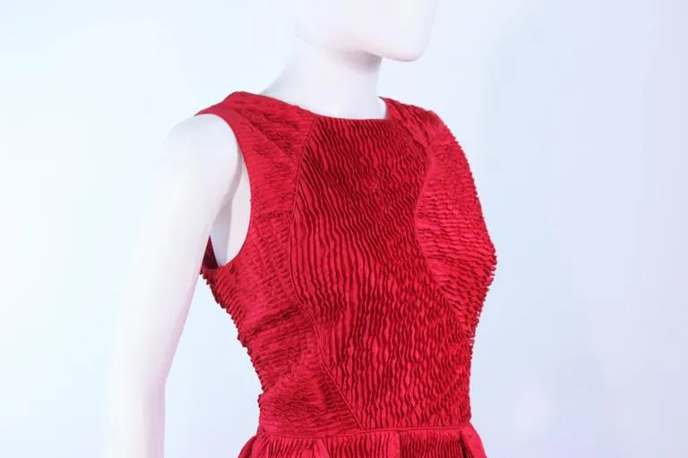 OSCAR DE LA RENTA Red Gathered Pintuck Cocktail Dress Size 10