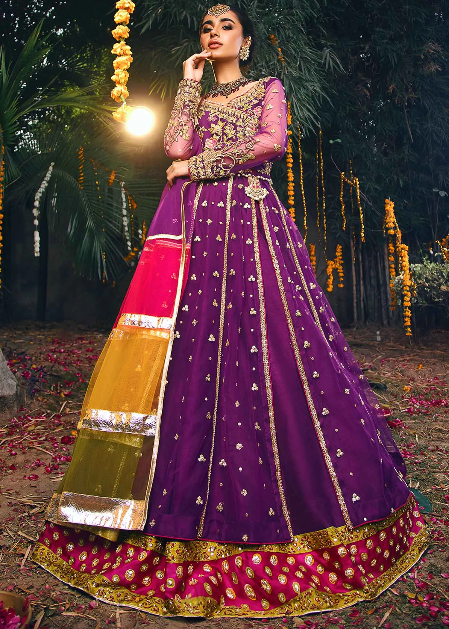 Pakistani Mehndi Dress Design for Bride 2021 #BB238