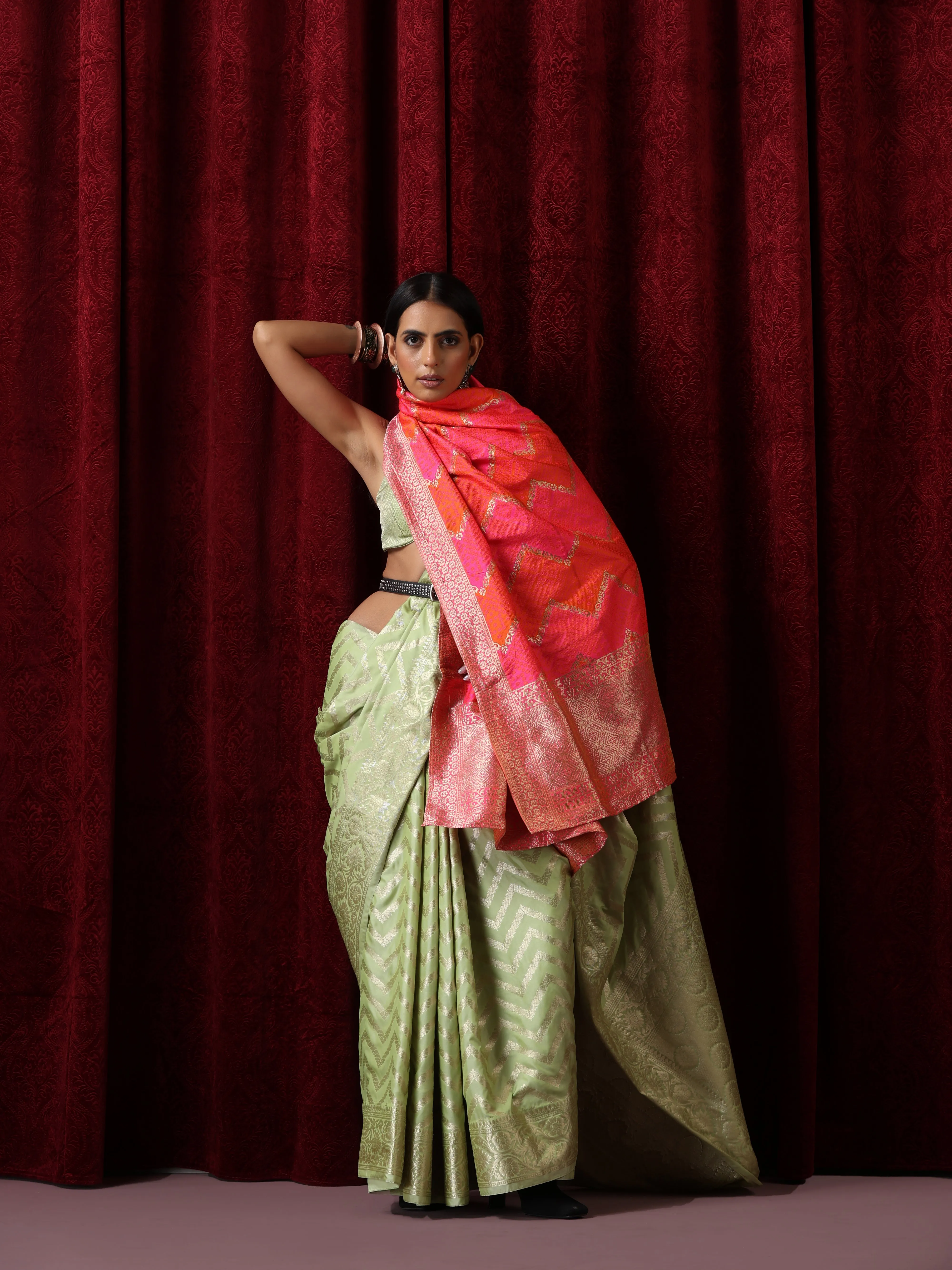 Pure Silk Green Chevron Saree with Blouse Fabric