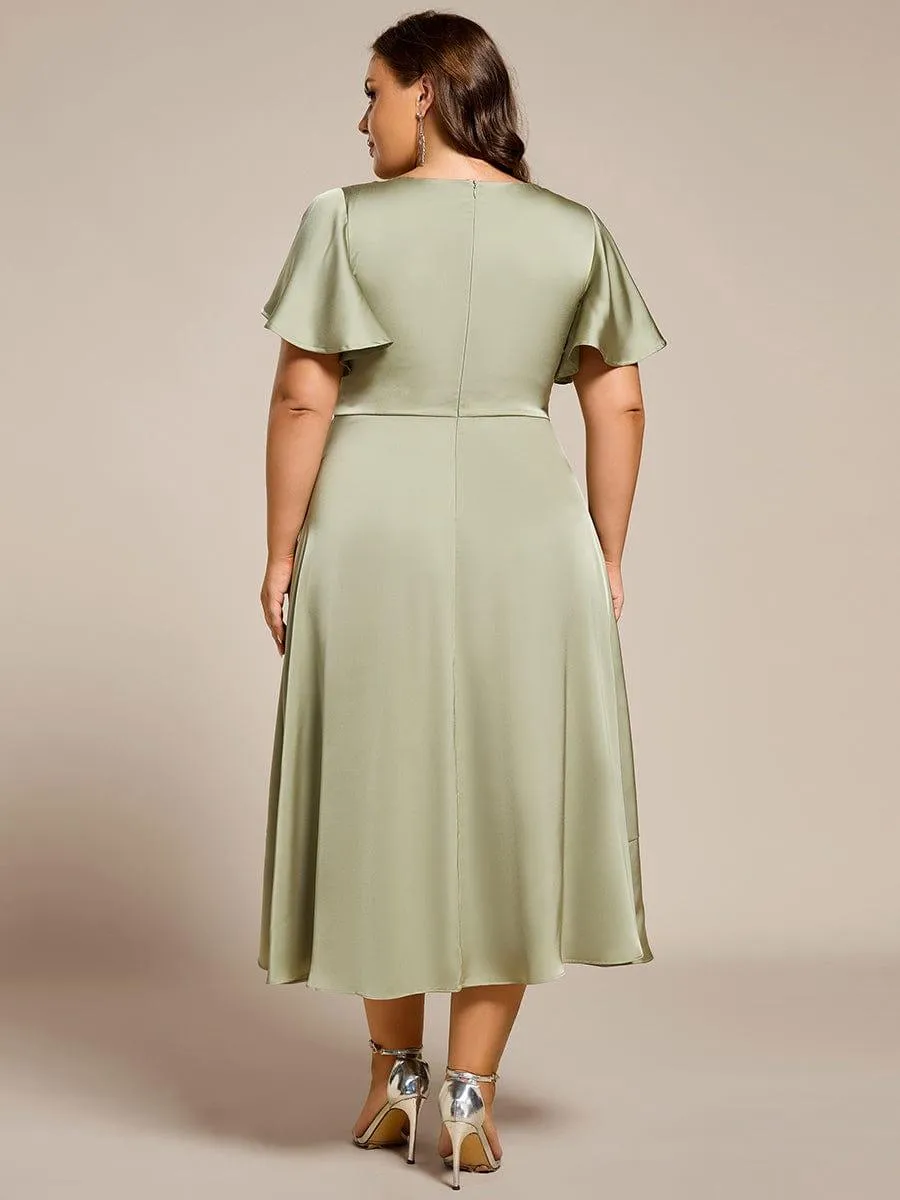 Robe d'invitée de mariage en satin grande taille avec jupe à volants