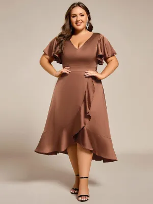 Robe d'invitée de mariage en satin grande taille avec jupe à volants