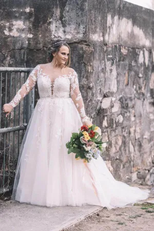 Roycebridal Beautiful Lace Plus Size A-line Long Sleeves Wedding Dress, Bridal Gown, MW538
