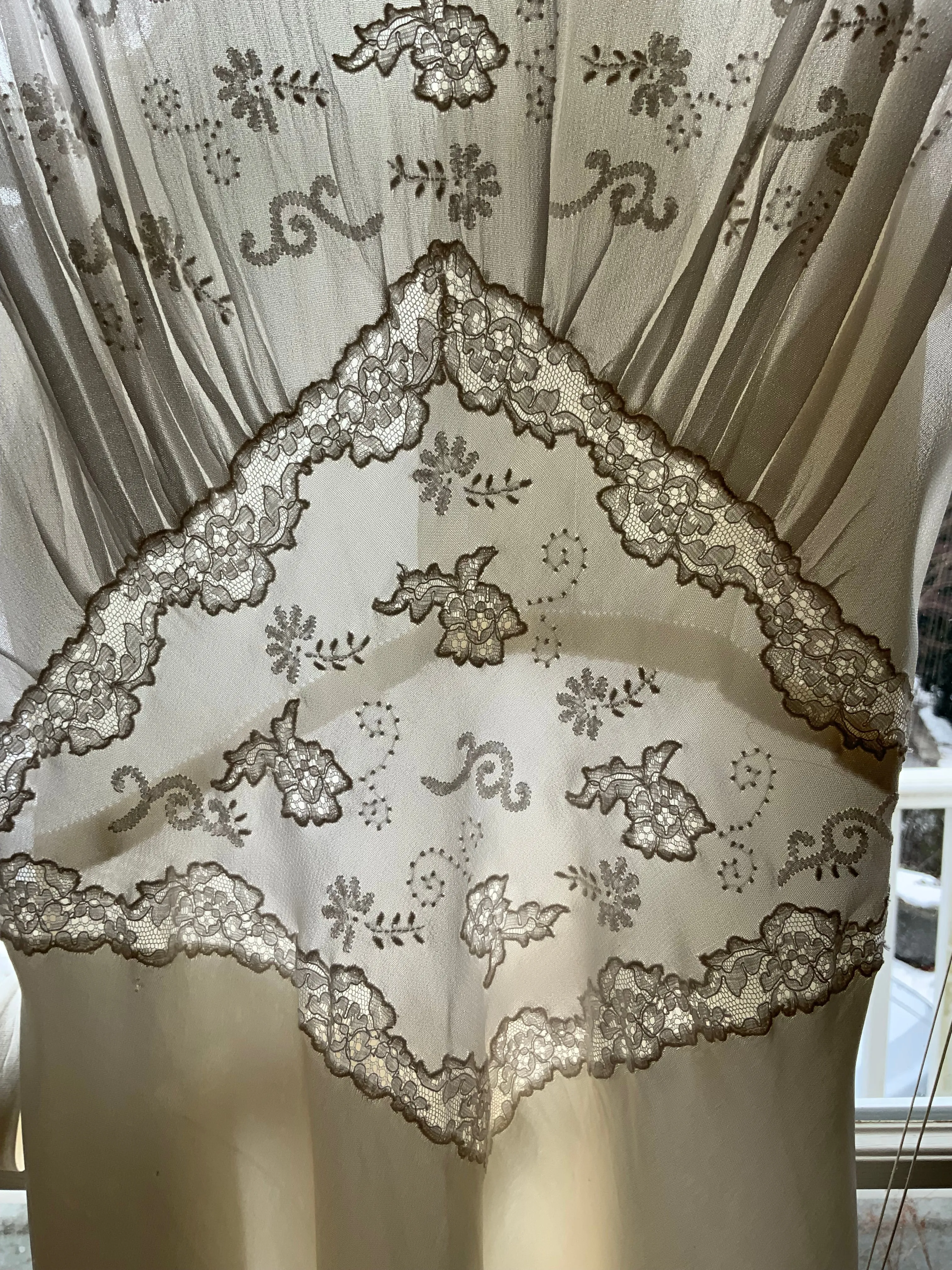 Satin Bridal Nightgown White. - 50s - 50I
