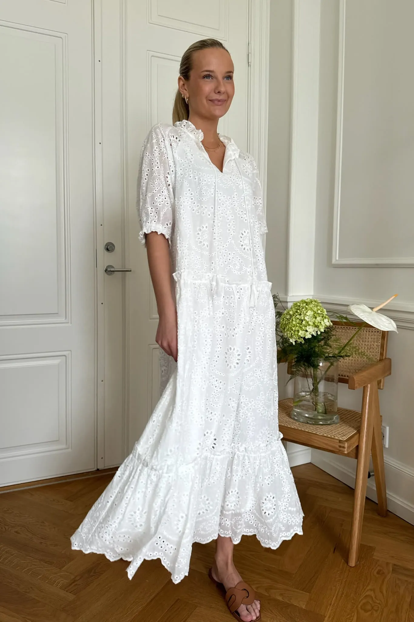 SonjaIC Lang Kjole - Hvid Broderi