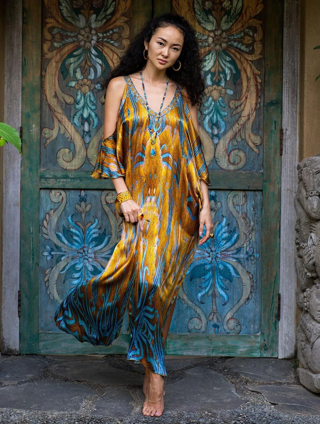 The Lotus Queen Open Sleeve Dress