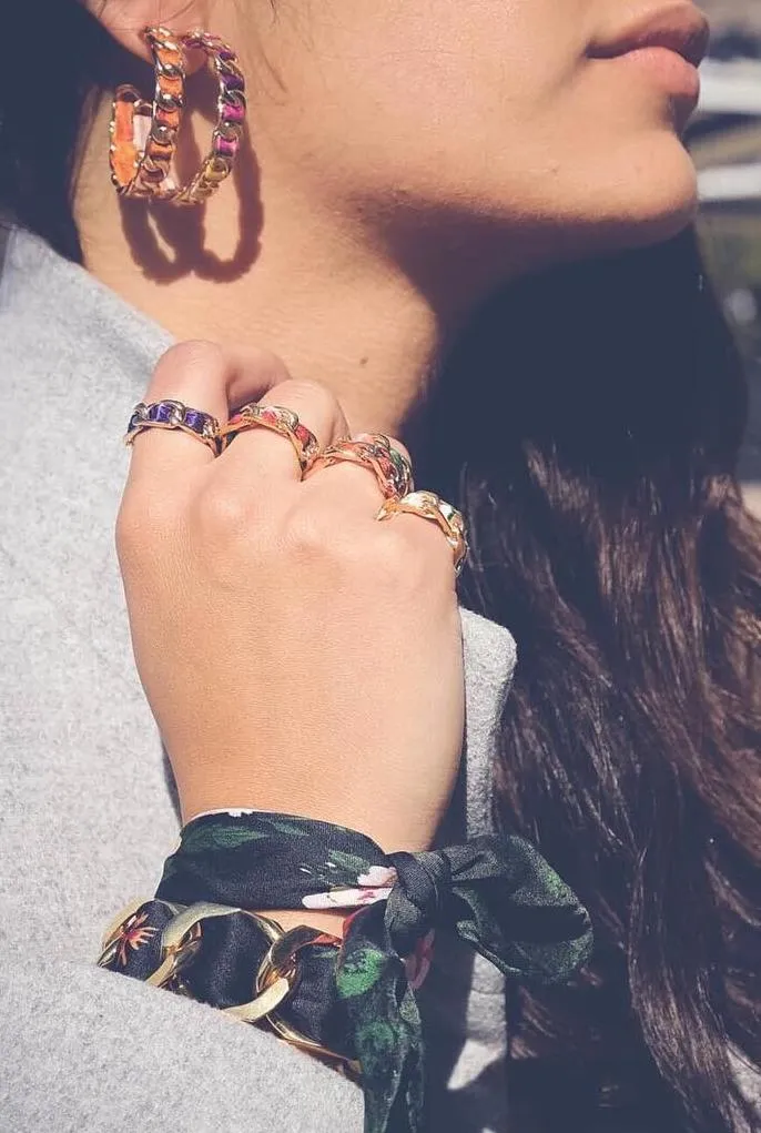 Tie Ring