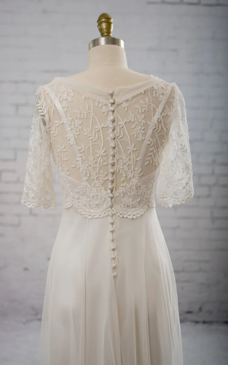 V-Shaped Neckline Cape Tulle Dress With Appliques-704160