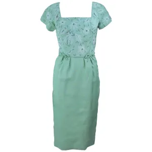 VINTAGE Circa 1950s Green Dress w/ White Floral Embroidery Size 2-4