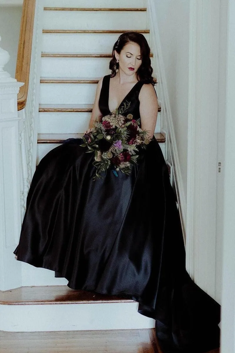 Women A-line Satin Evening Gown with V-neckline