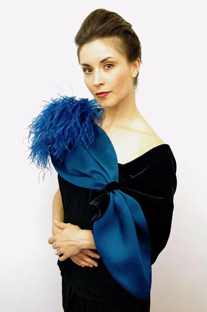 Wrap with Ostrich Feathers
